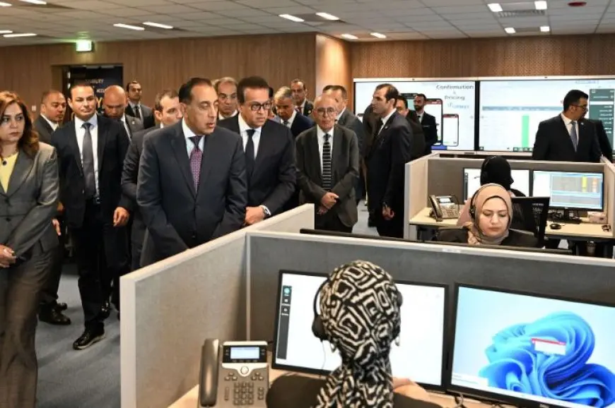 رئيس الوزراء يتفقد المركز القومي للتدريب بمقر هيئة الإسعاف المصرية