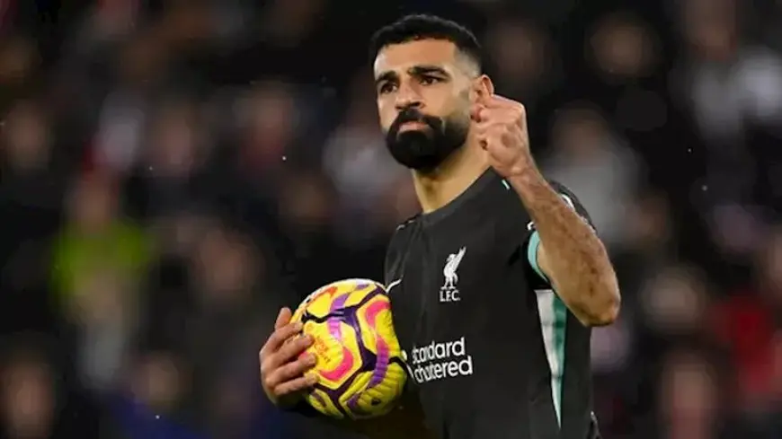 صلاح يتوج بجائزة أفضل لاعب في الدوري الإنجليزي