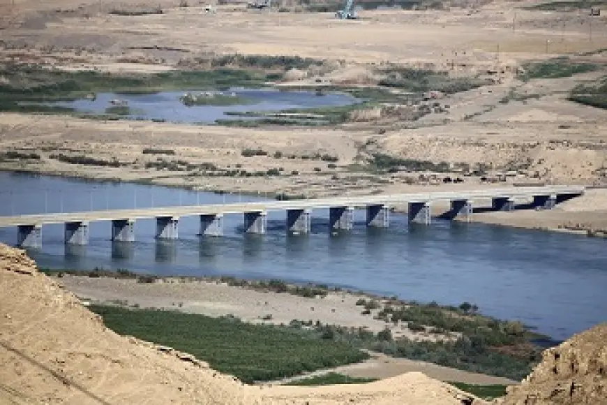 مستشار الرئيس العراقي: ضرورة التوصل إلى اتفاقات ملزمة بشأن حصتنا من مياه نهري دجلة والفرات