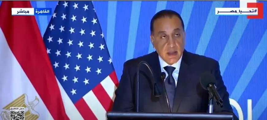 رئيس الحكومة: مصر تمتلك قوة عمل شابة جاهزة ومدربة وموهوبة