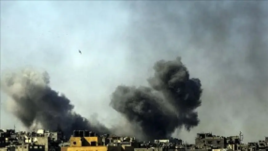 الصليب الأحمر يعلن مقتل 2 من موظفيه بقصف إسرائيلي في غزة