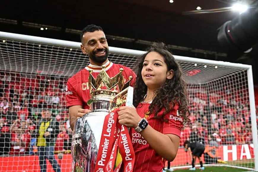 كاكا يرشح محمد صلاح بقوة للفوز بالكرة الذهبية