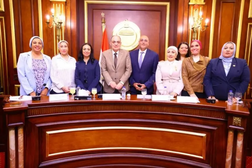 وزيرة التضامن تشارك في اجتماع لجنة المشروعات المتوسطة والصغيرة ومتناهية الصغر بمجلس النواب