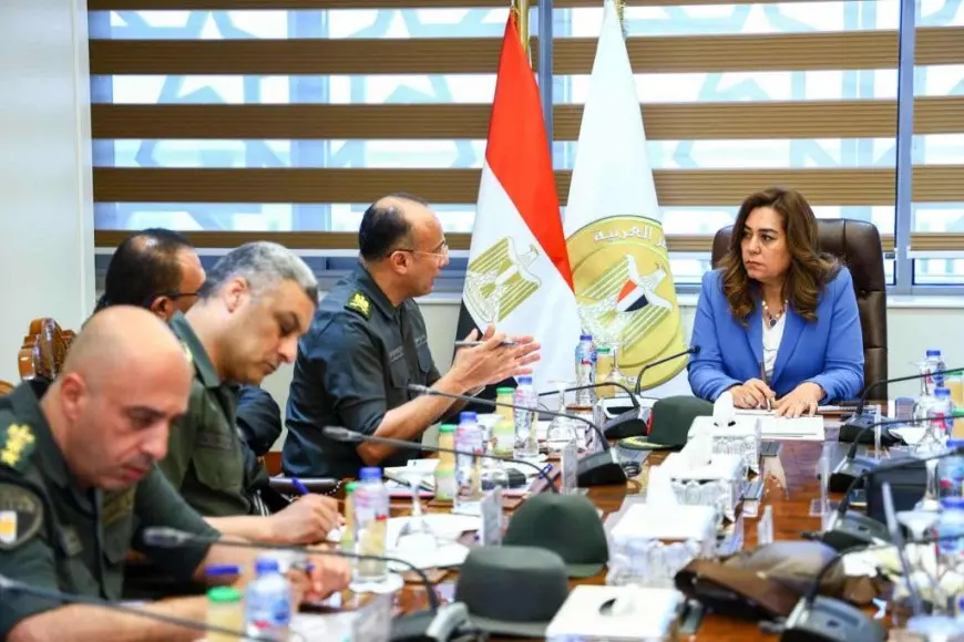 وزيرة التنمية المحلية تتابع موقف ملفات التصالح على مخالفات البناء وتراخيص البناء بالمحافظات