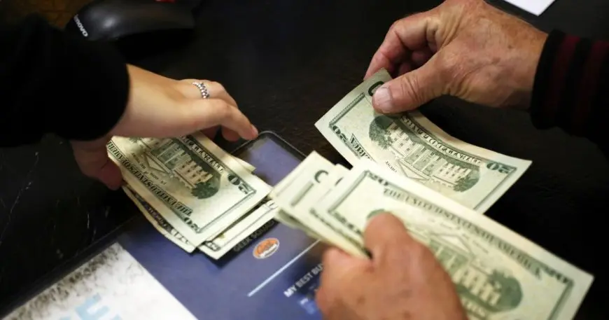 نيجيريا تسعى لزيادة بواقع 24 مليار دولار في القروض لتعزيز النمو