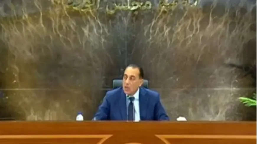 مدبولي يكشف سبب أزمة البنزين: شحنة بها نسبة كبريت أعلى.. والرئيس السيسي وجه باتخاذ إجراءات قانونية