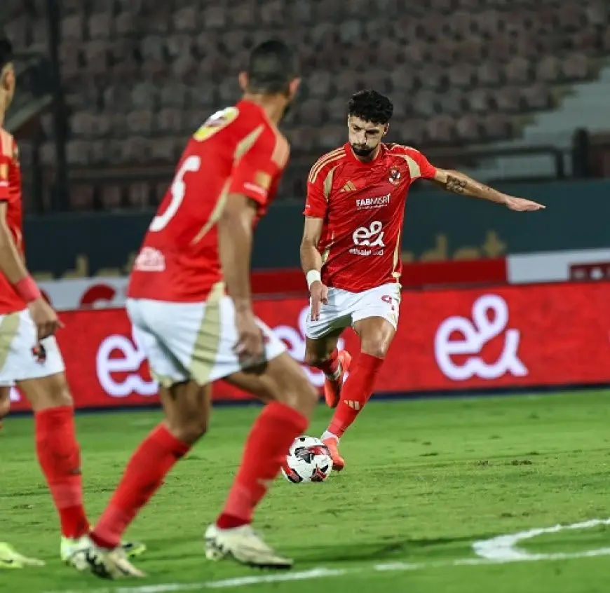 وسام أبو علي يقود هجوم الأهلي لمواجهة فاركو في ليلة حسم الدوري