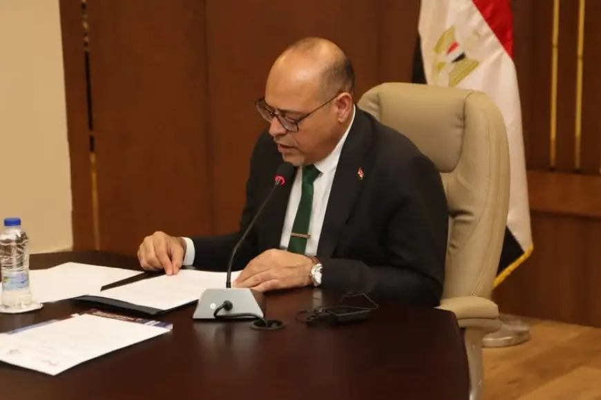 وزير العمل يوجه بسرعة متابعة عمالة غير منتظمة ضحايا انقلاب سيارة نصف نقل بالمنوفية