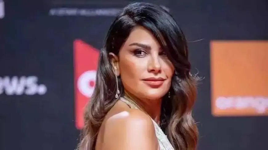 بشعر كيرلي قصير.. صبا مبارك تخطف الأنظار (صور)