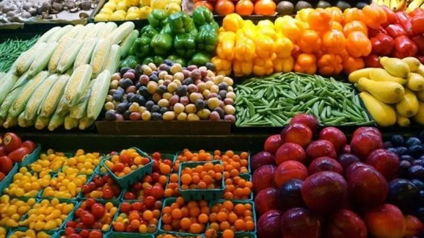 هدوء نسبي في سوق الخضروات بالإسكندرية: البطاطس بـ8 جنيهات والطماطم تصل لـ12