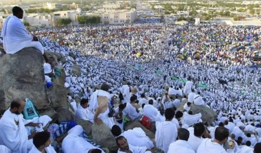 السياحة: تذليل العقبات التي تواجه الحجاج.. واستجابة سريعة لأية ملاحظات ميدانية