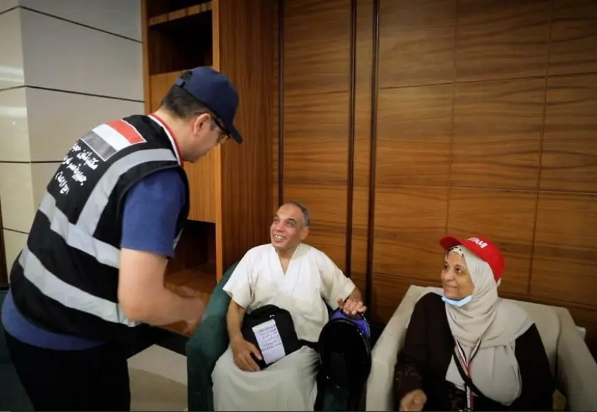 رئيس بعثة الحج يؤكد على تواجد أعضاء البعثة على مدار الساعة بفنادق الإقامة لتفقد أحوال حجاج القرعة