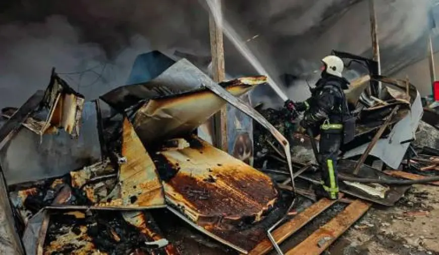 مقتل شخصين في أوكرانيا إثر هجمات روسية وسط غياب اليقين بشأن المحادثات