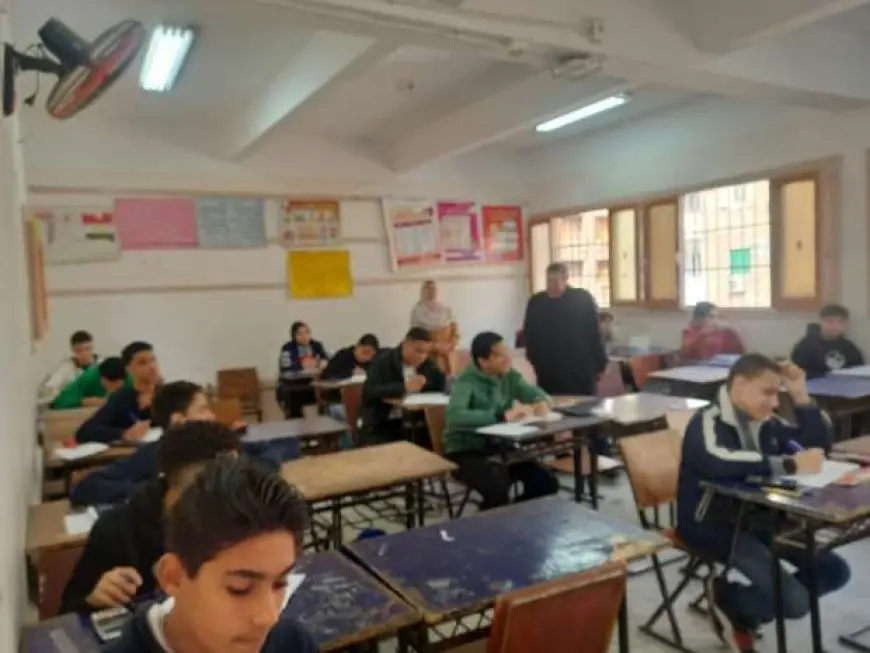 طلاب الإعدادية بالبحيرة: بعض أسئلة الدراسات الاجتماعية تحتاج إلى مزيد وقت
