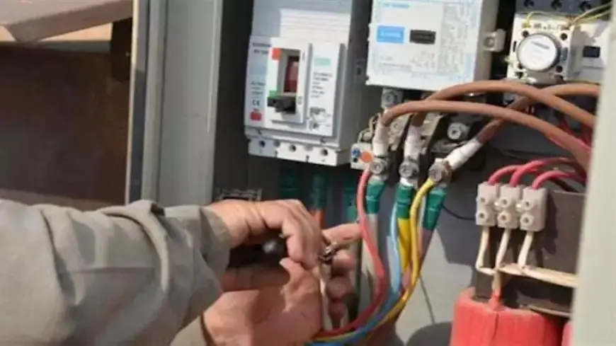 الأمن الاقتصادي بالداخلية يضبط 4455 قضية سرقة تيار كهربائي