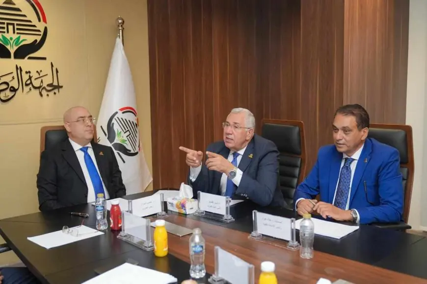 اجتماع لقيادات الجبهة الوطنية لمناقشة استعدادات الانتخابات البرلمانية