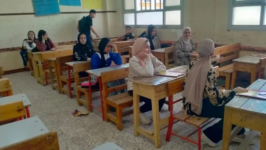 فرحة بين طلاب الشهادة الإعدادية بجنوب سيناء بامتحاني اللغة الإنجليزية والجبر