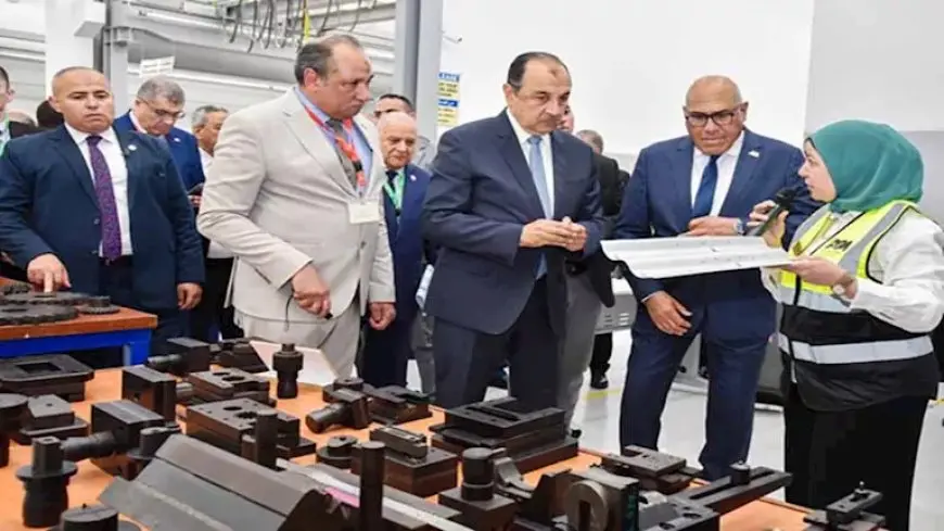 وزير قطاع الأعمال والهيئة العربية للتصنيع يتعاونان لتصنيع قطع غيار