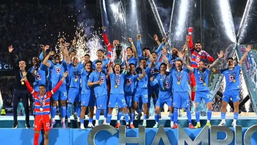 كروز أزول يكتسح فانكوفر بخماسية ويتوج بلقب دوري أبطال كونكاكاف