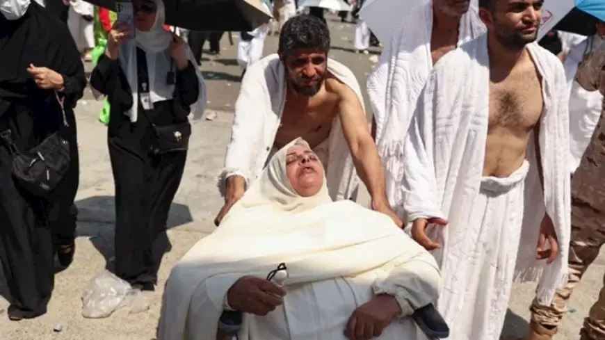 في إحداها قُتل ثلاثة أرباع الحجاج .. أحداثٌ أوقفت مناسك الحج
