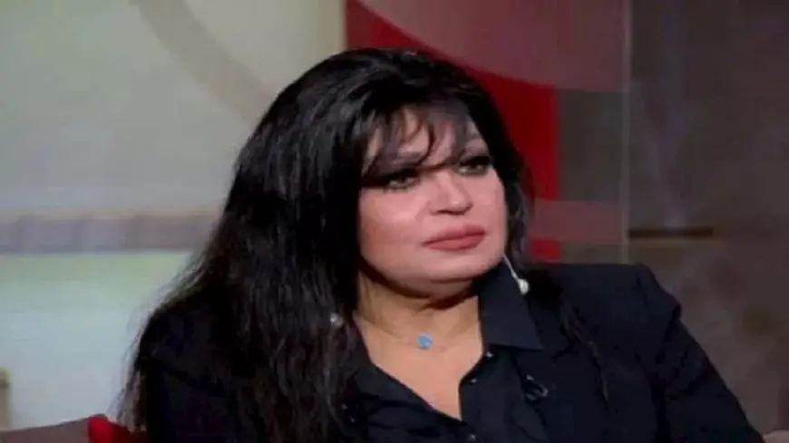 فيفي عبده تنعى الفنانة سميحة أيوب وتطالب الجمهور: “برجاء الدعاء لها”