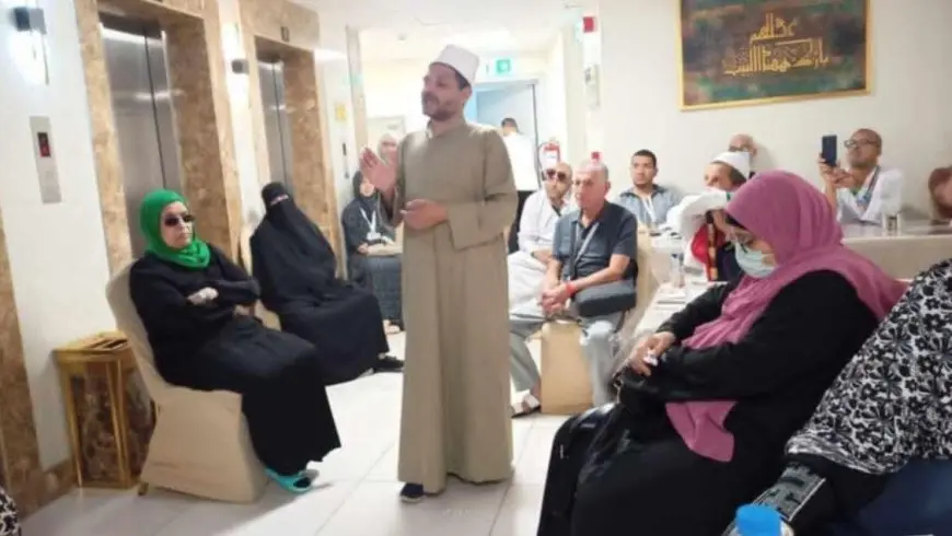 وعاظ الأزهر وواعظاته يواصلون جهودهم في خدمة الحجاج