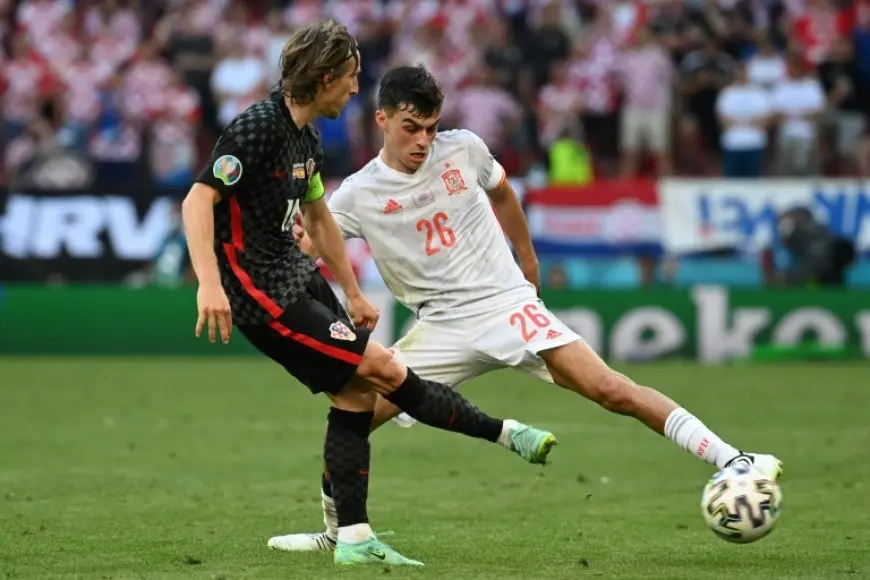 حلم واحد يجمع بيدري وزوبيمندي مع منتخب إسبانيا