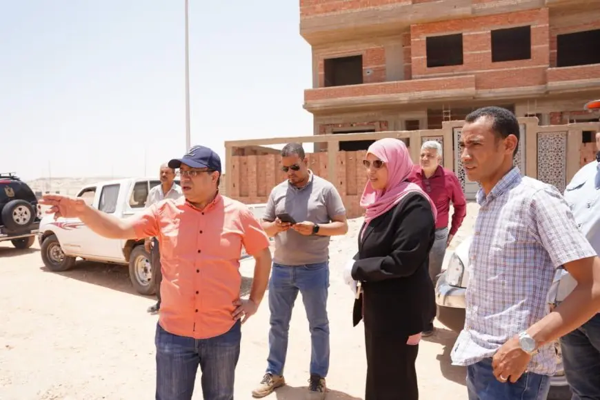 الإسكان: الانتهاء من تنفيذ شبكة كهرباء منطقة 455 فدانا بسوهاج الجديدة