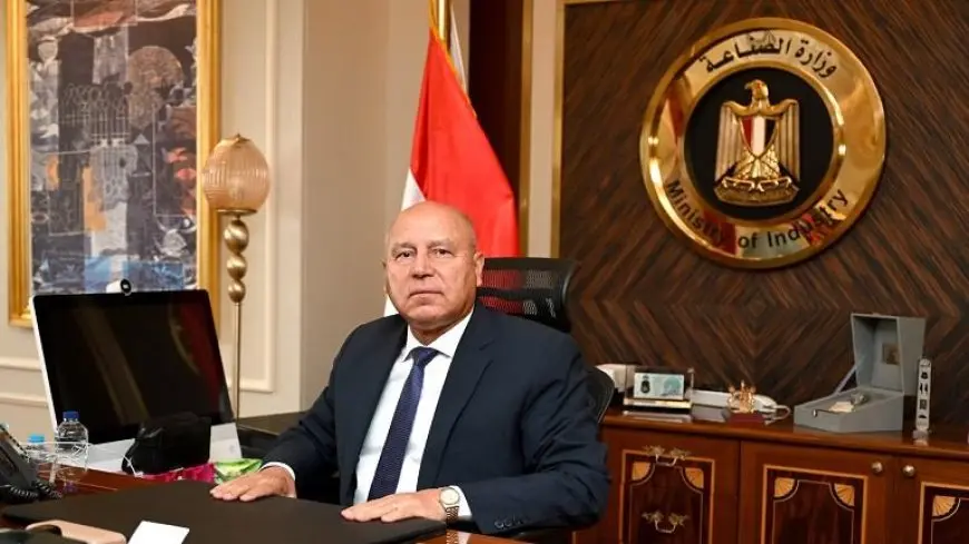 كامل الوزير: ماكرون أبدى تجاوبا مع طلب الرئيس السيسي لتشغيل المونوريل بإدارة مصرية كاملة