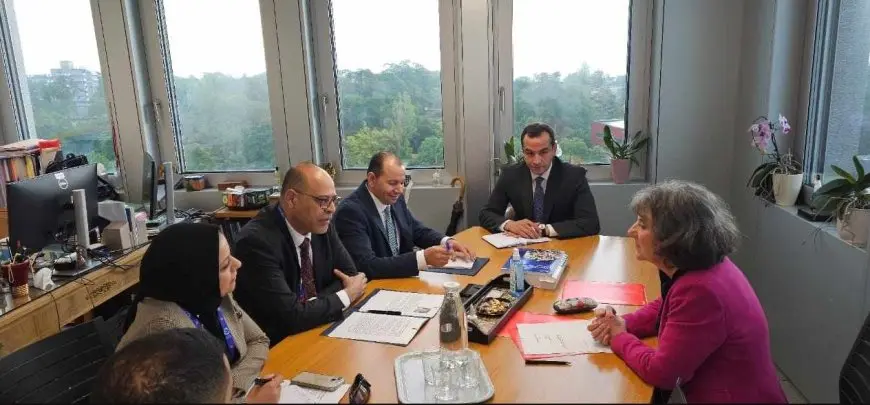 وزير العمل يؤكد حرص مصر على الالتزام بمعايير العمل الدولية