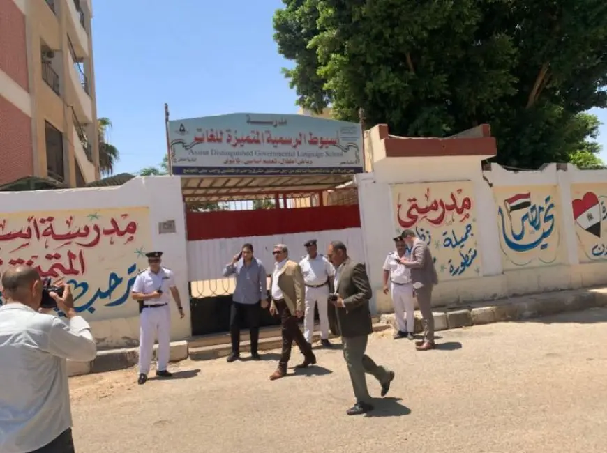في آخر أيام الإعدادية.. مدير أمن أسيوط يتابع التأمين ويواجه الغش والتجاوزات