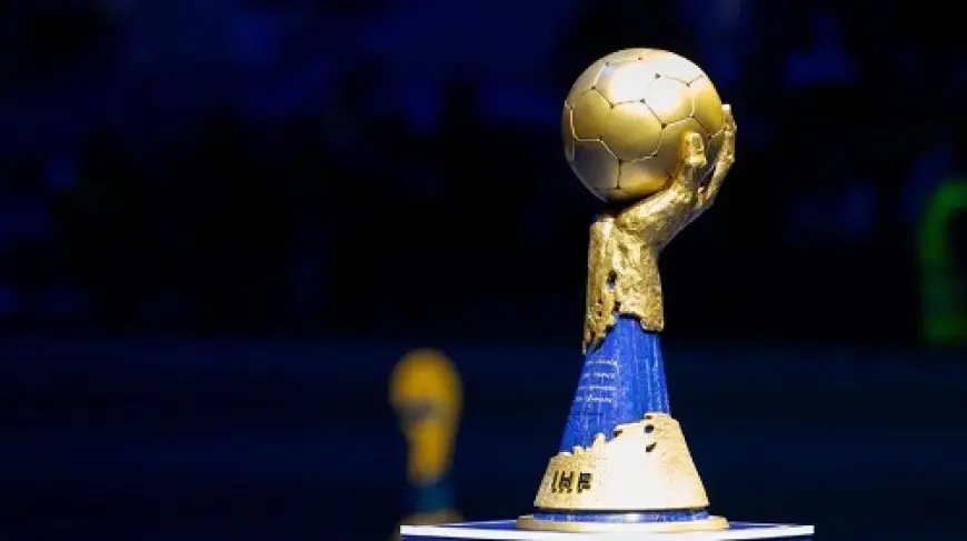 الاتحاد الدولي لليد يمنح الشارة الدولية لإسماعيل وصالح ويدرجهما ضمن حكام الموسم الجديد