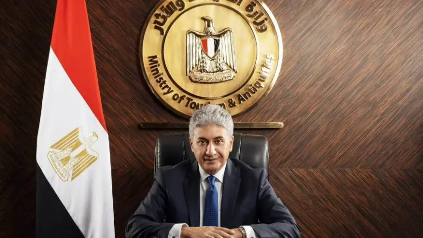 وزير السياحة يتابع التصعيد النهائي لحجاج السياحة إلى عرفات.. ويوجّه بضمان رحلة آمنة ومنظمة