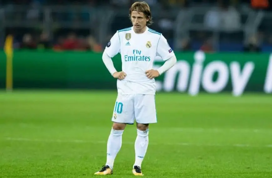 تفاصيل عقد لوكا مودريتش مع ميلان