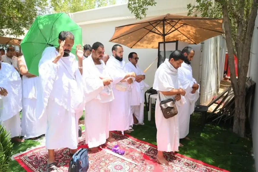 استعدادا للنفرة من عرفات.. حجاج الجمعيات الأهلية يتهيأون للتوجه إلى مزدلفة مع غروب الشمس
