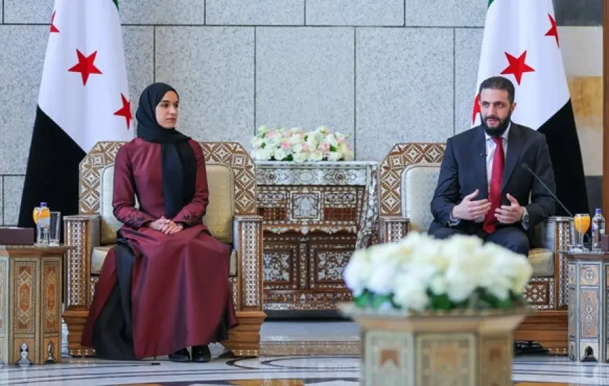 لطيفة الدروبي قرينة الرئيس السوري أحمد الشرع تظهر في استقبال وفد نسائي للتهنئة بعيد الأضحى