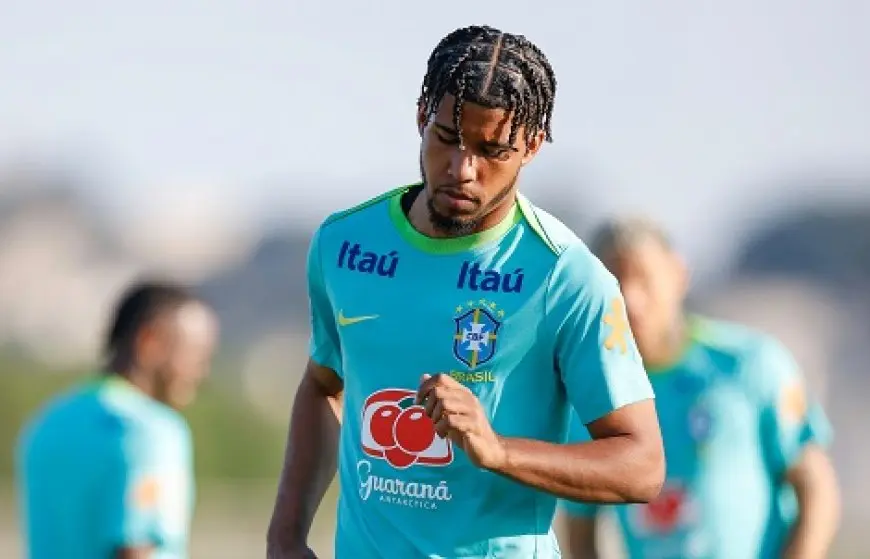 لاعب البرازيل: سنحترم باراجواي.. ونسعى للفوز وسط جماهيرنا