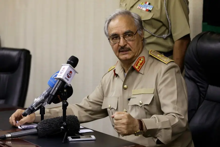 الجيش السوداني يتهم حفتر بدعم هجمات الدعم السريع.. والخارجية تندد