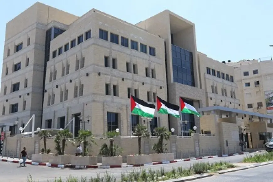 سلطة النقد الفلسطينية تحذر من عواقب فض العلاقة البنكية مع إسرائيل