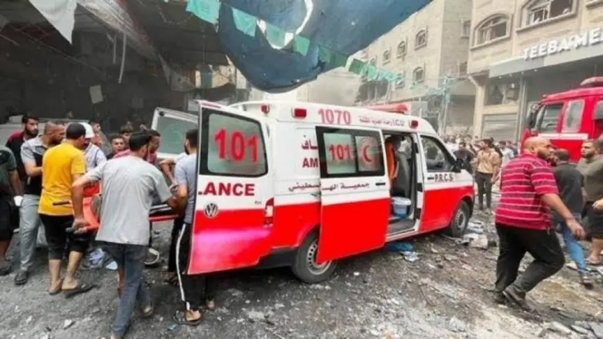 الهلال الأحمر الفلسطيني: نواجه صعوبة في التواصل مع طواقمنا داخل غزة بسبب انقطاع الإنترنت