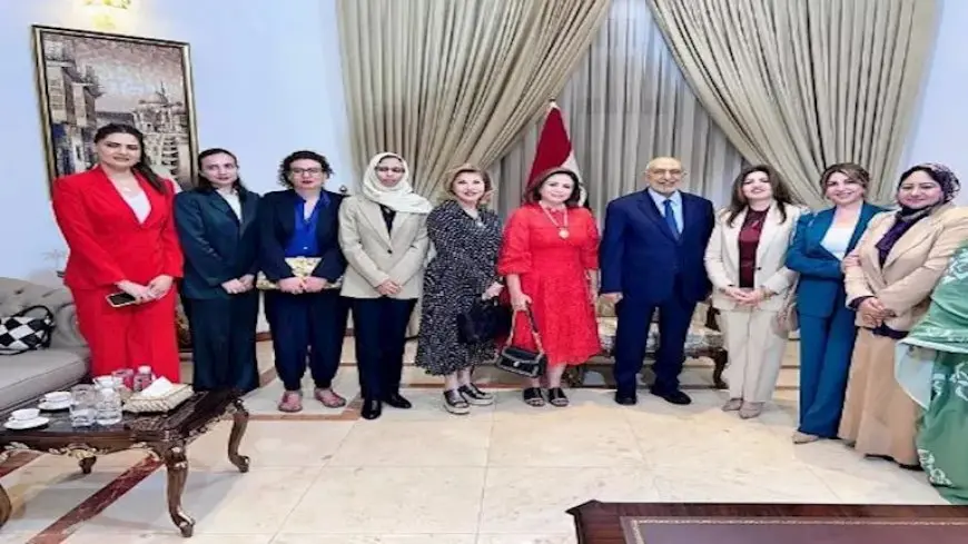 إلهام شاهين وهالة سرحان تستغيثان من العراق بعد إغلاق المجال الجوي
