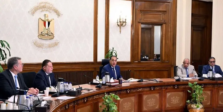 رئيس الوزراء يتابع خطة توفير مخزون مطمئن من المواد البترولية والغاز الطبيعي