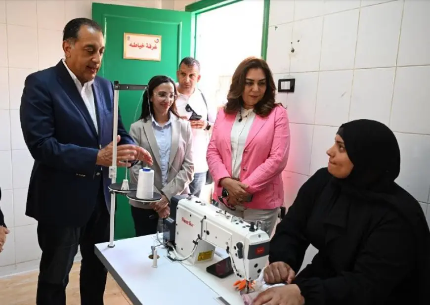 مدبولى يوجه بعرض هذه منتجات مشغل البحراوية في أماكن مختلفة على مستوى الجمهورية لتسهيل الوصول إليها