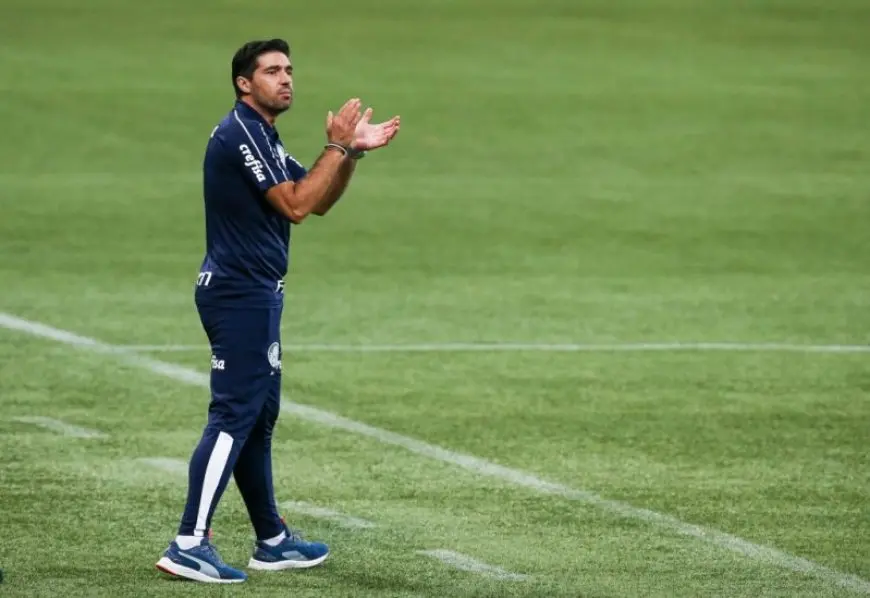 مدرب بالميراس يشيد بحارس بورتو ويتعهد برد قوي أمام الأهلي