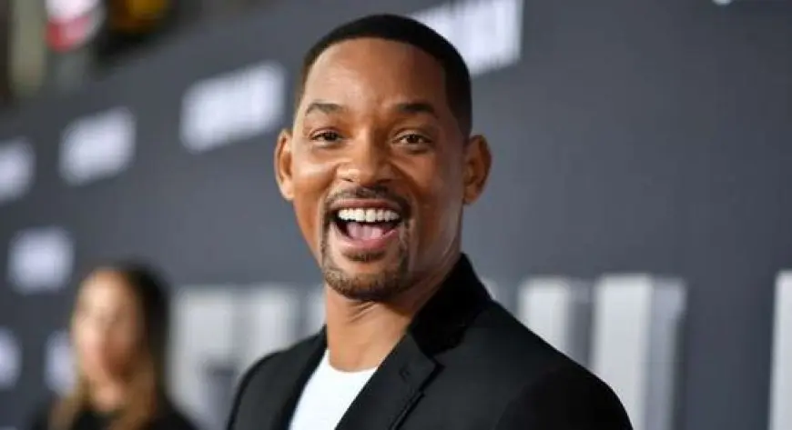 ويل سميث يدرس تجسيد شخصية أوباما على شاشة السينما