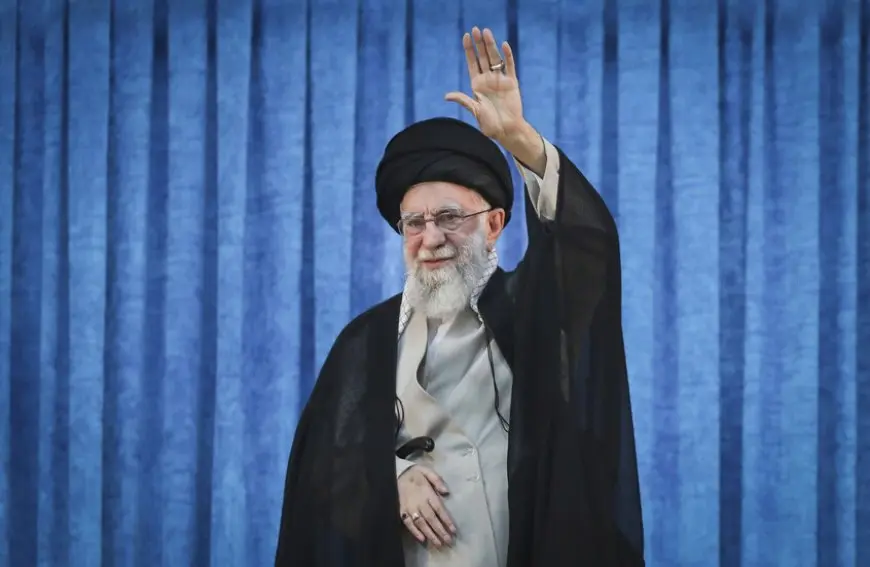 مستشار الأمن القومي الإسرائيلي: لا نعتزم استهداف قادة النظام الإيراني حاليا