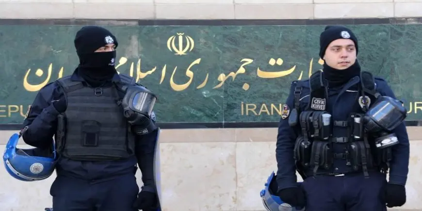 إيران تعتقل عشرات الجواسيس المرتبطين بإسرائيل والعثور على ورشة أسلحة جنوب طهران
