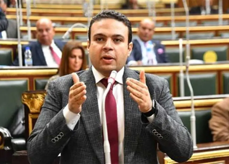 النائب عبد المنعم إمام يرفض الموازنة.. ويستنكر ضعف الإيرادات العامة للدولة