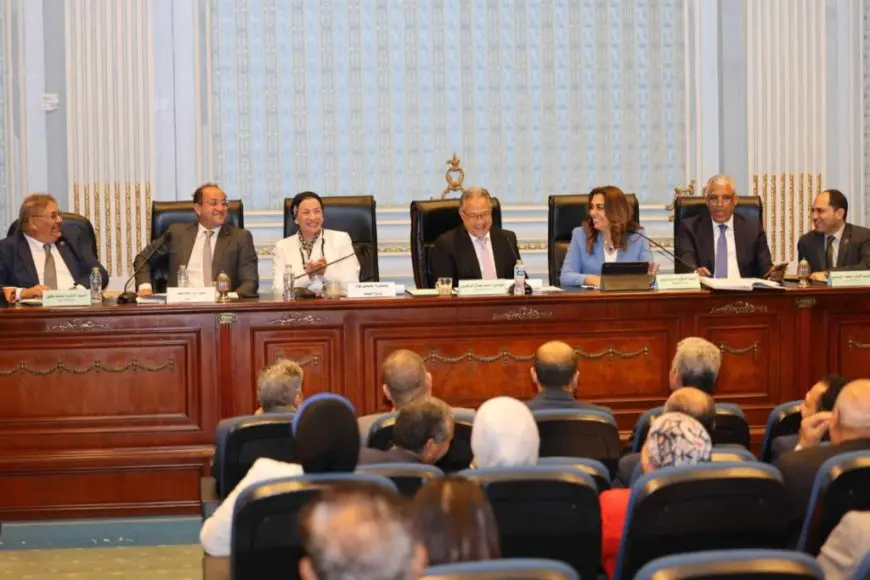 وزيرة التنمية المحلية تستعرض جهود تنفيذ المنظومة المتكاملة لإدارة المخلفات الصلبة في مجلس النواب
