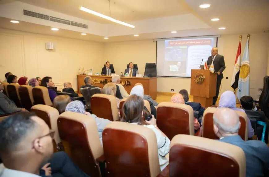 حزب الشعب الجمهوري يعقد ندوة توعوية بعنوان التحديات الإقليمية وتأثيرها على الأمن القومي المصري